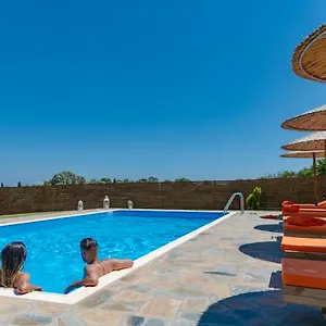  Holiday home Antia