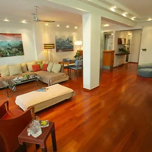 https://apt-the-lux-gorgeous.hotelschalkidiki.net