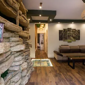 https://apt-thess-nature.hotelschalkidiki.net